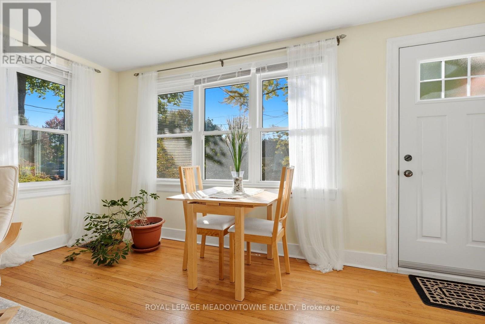 33 Durham Street, Halton Hills, Ontario  L7G 1Z8 - Photo 12 - W13934048