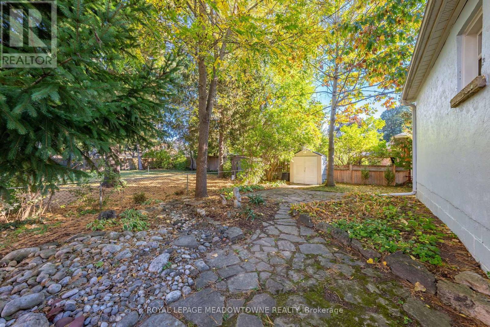 33 Durham Street, Halton Hills, Ontario  L7G 1Z8 - Photo 35 - W13934048