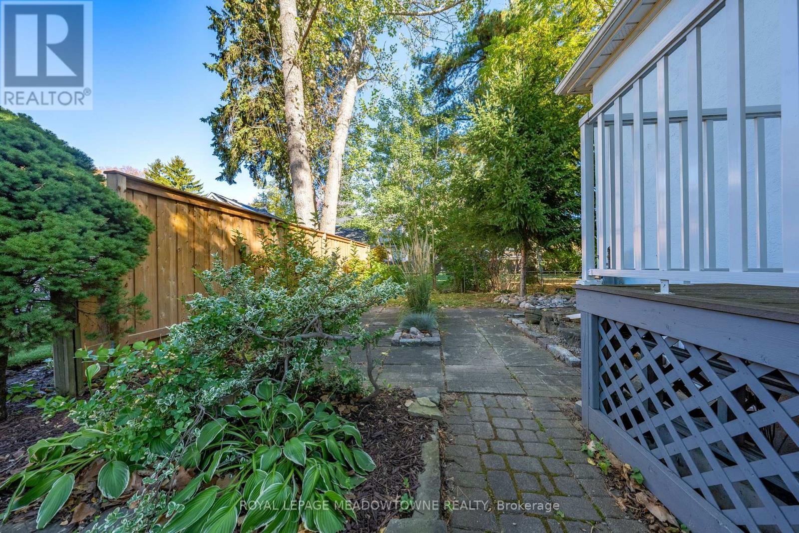 33 Durham Street, Halton Hills, Ontario  L7G 1Z8 - Photo 37 - W13934048
