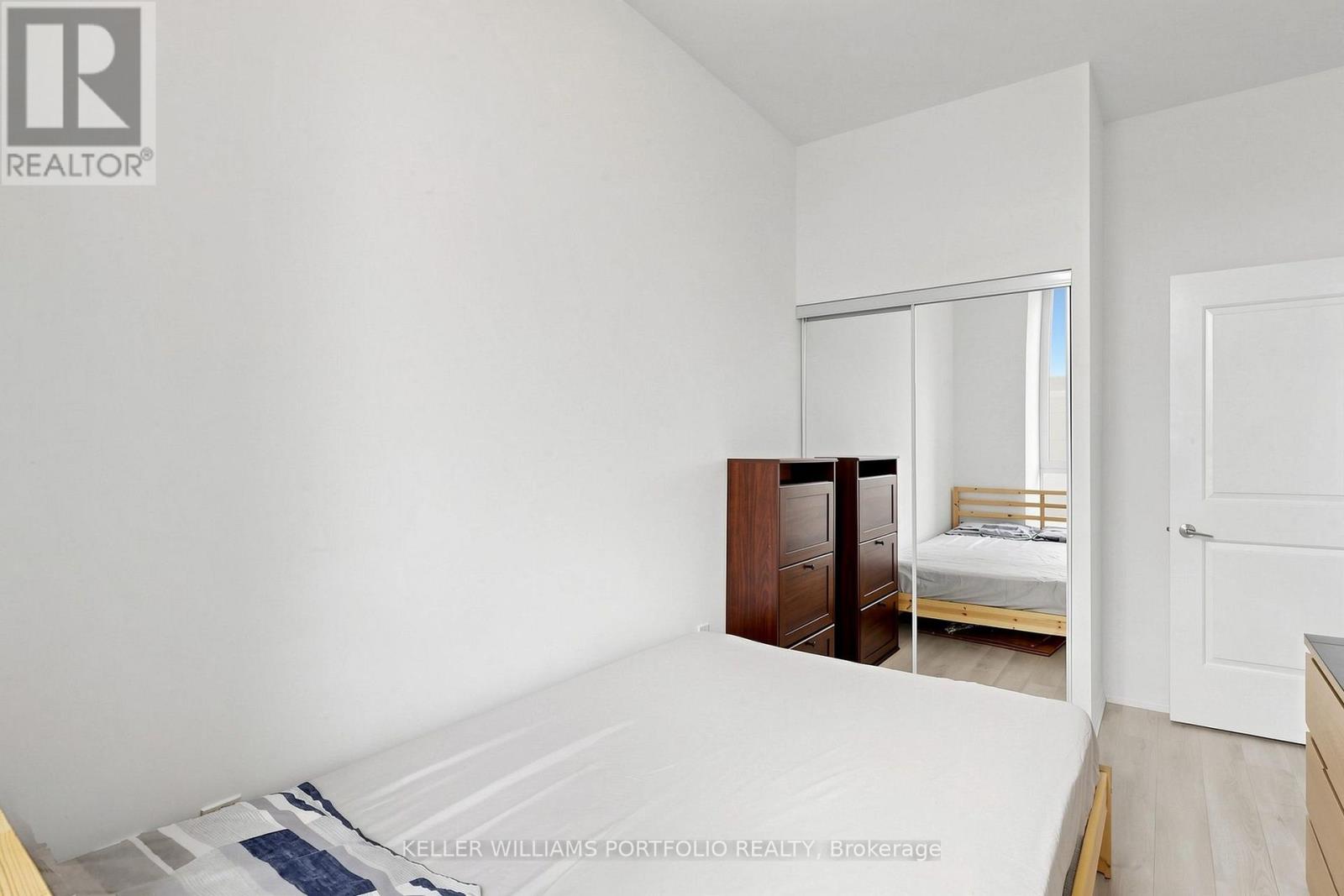 112 - 35 Watergarden Drive, Mississauga, Ontario  L5R 0G8 - Photo 8 - W13934484