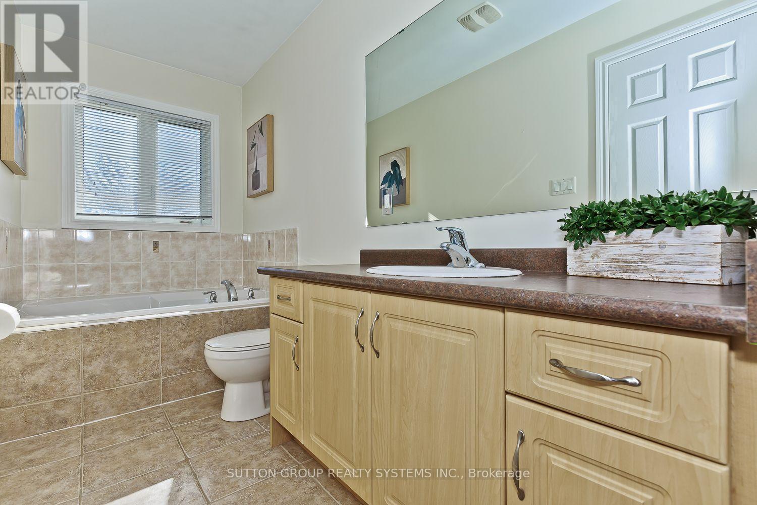 352 Black Drive, Milton, Ontario  L9T 6R9 - Photo 15 - W13934766