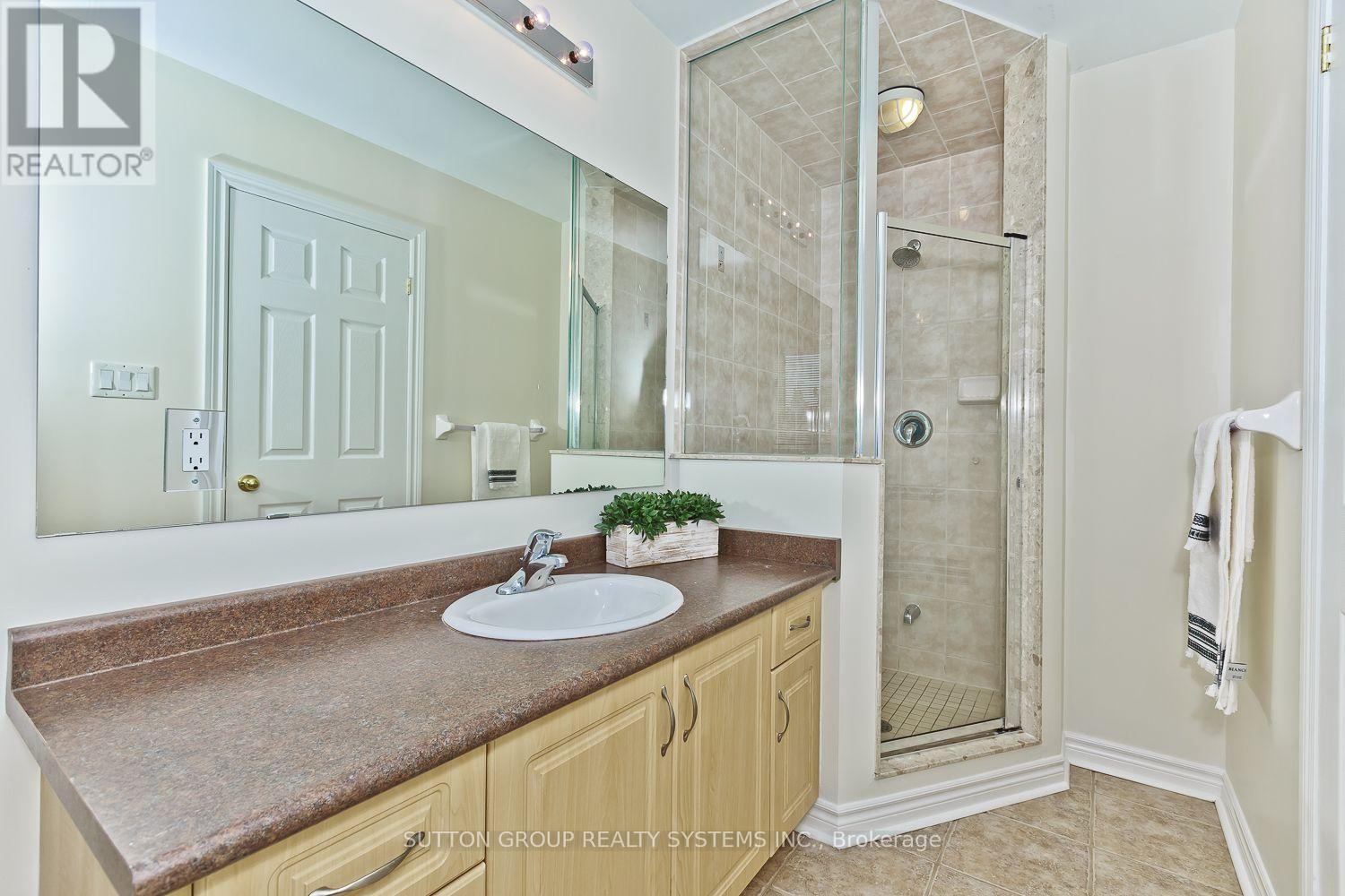 352 Black Drive, Milton, Ontario  L9T 6R9 - Photo 16 - W13934766