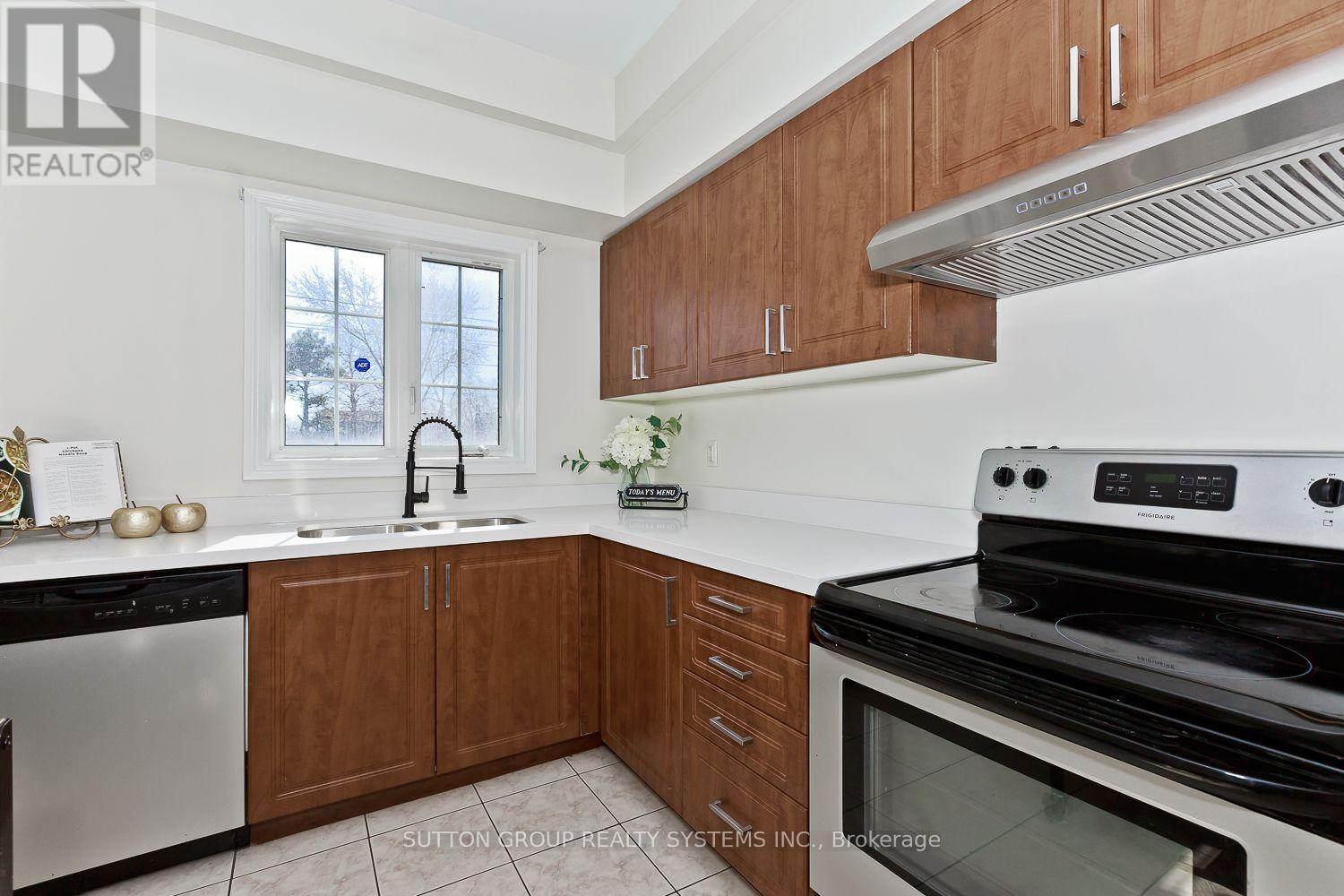 352 Black Drive, Milton, Ontario  L9T 6R9 - Photo 33 - W13934766