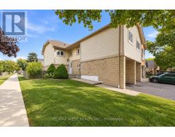 2 ACKROW COURT, Toronto, Ontario