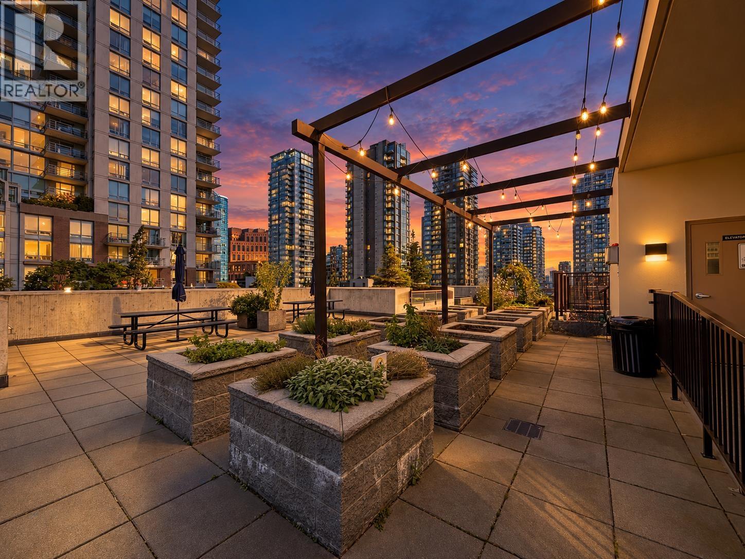 201 538 Smithe Street, Vancouver, British Columbia  V6B 0A6 - Photo 24 - R3160076