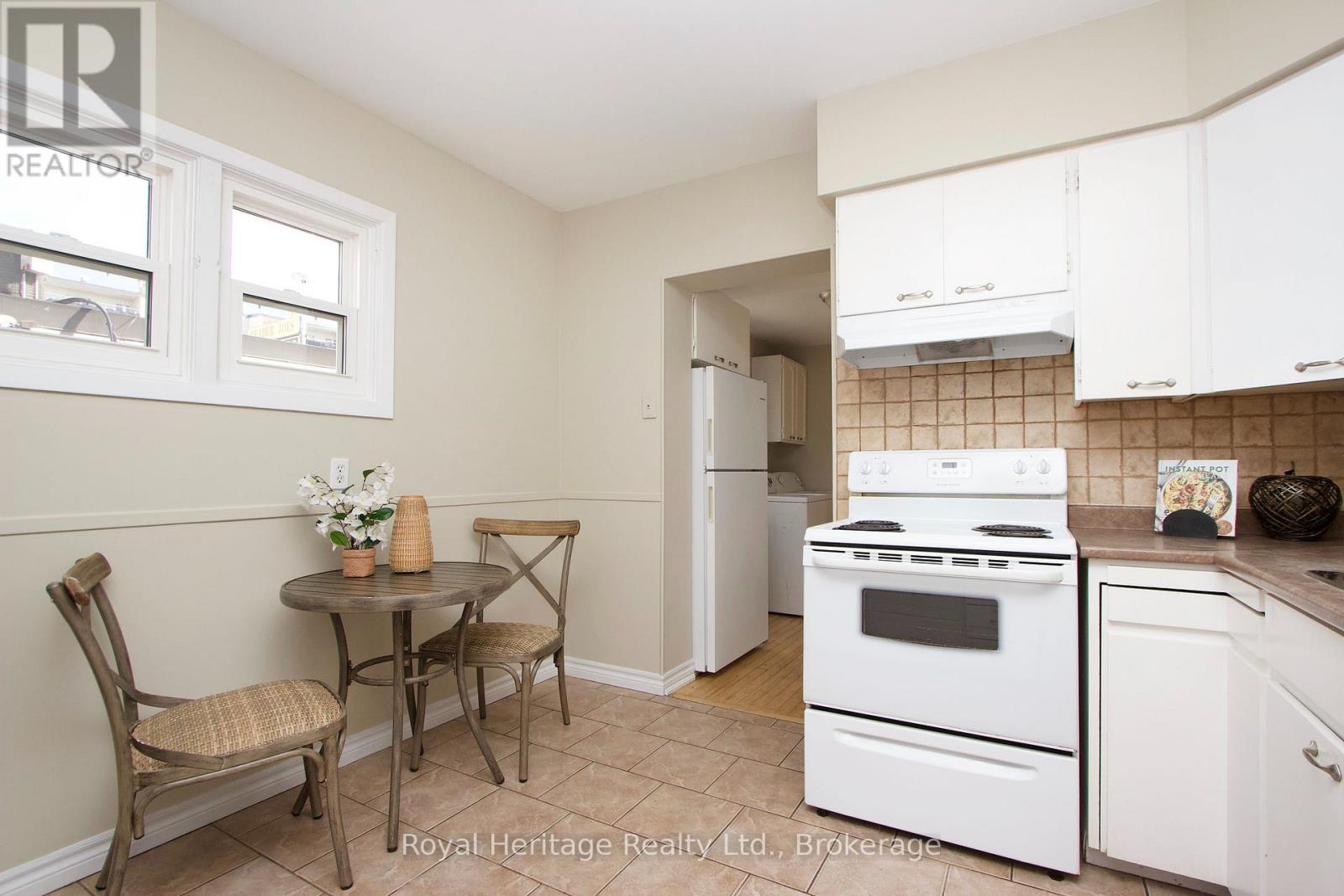 15 Russett Avenue, Oshawa, Ontario  L1G 3R4 - Photo 8 - E13978170
