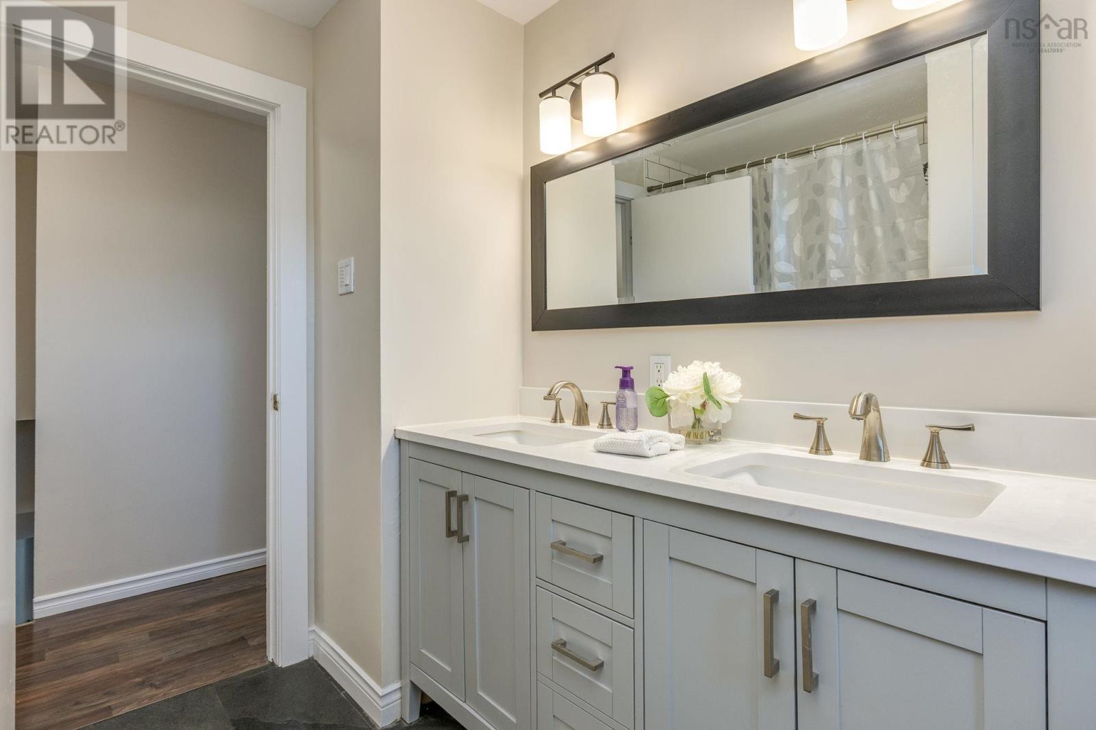 15 Dipper Crescent, Halifax, Nova Scotia  B3M 1W5 - Photo 30 - 202622860