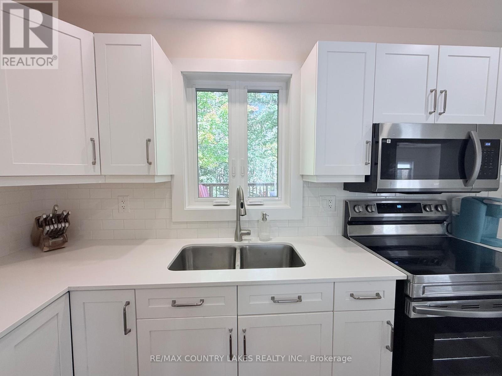 657 13th Line S, Oro-Medonte, Ontario  L0L 1T0 - Photo 11 - S13846772
