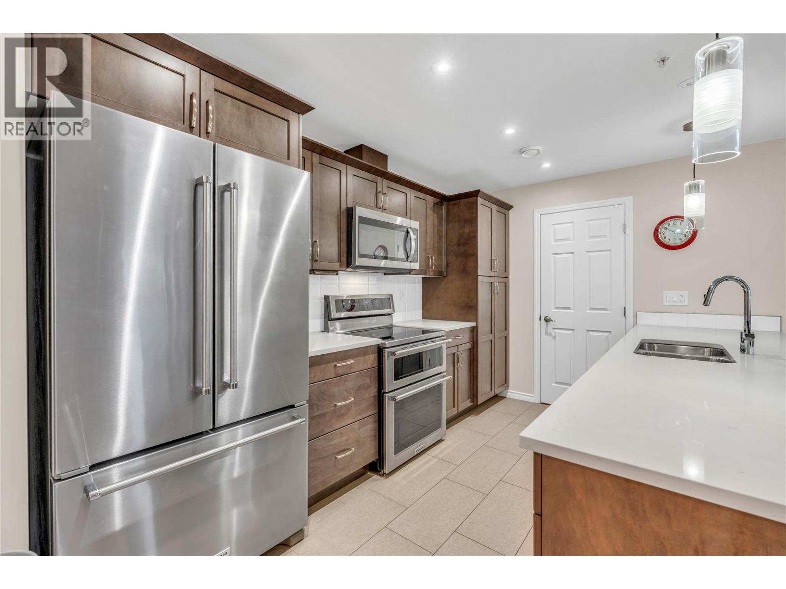 3346 SKAHA LAKE Road Unit# 704
