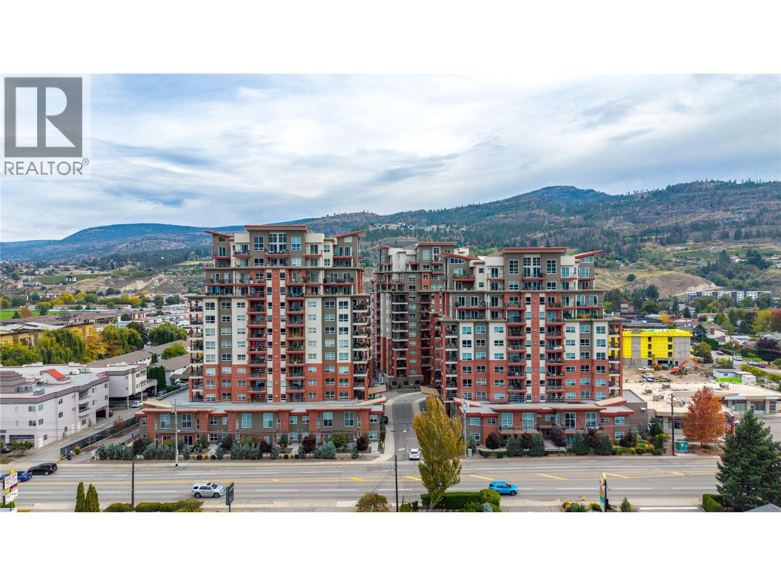 3346 SKAHA LAKE Road Unit# 704
