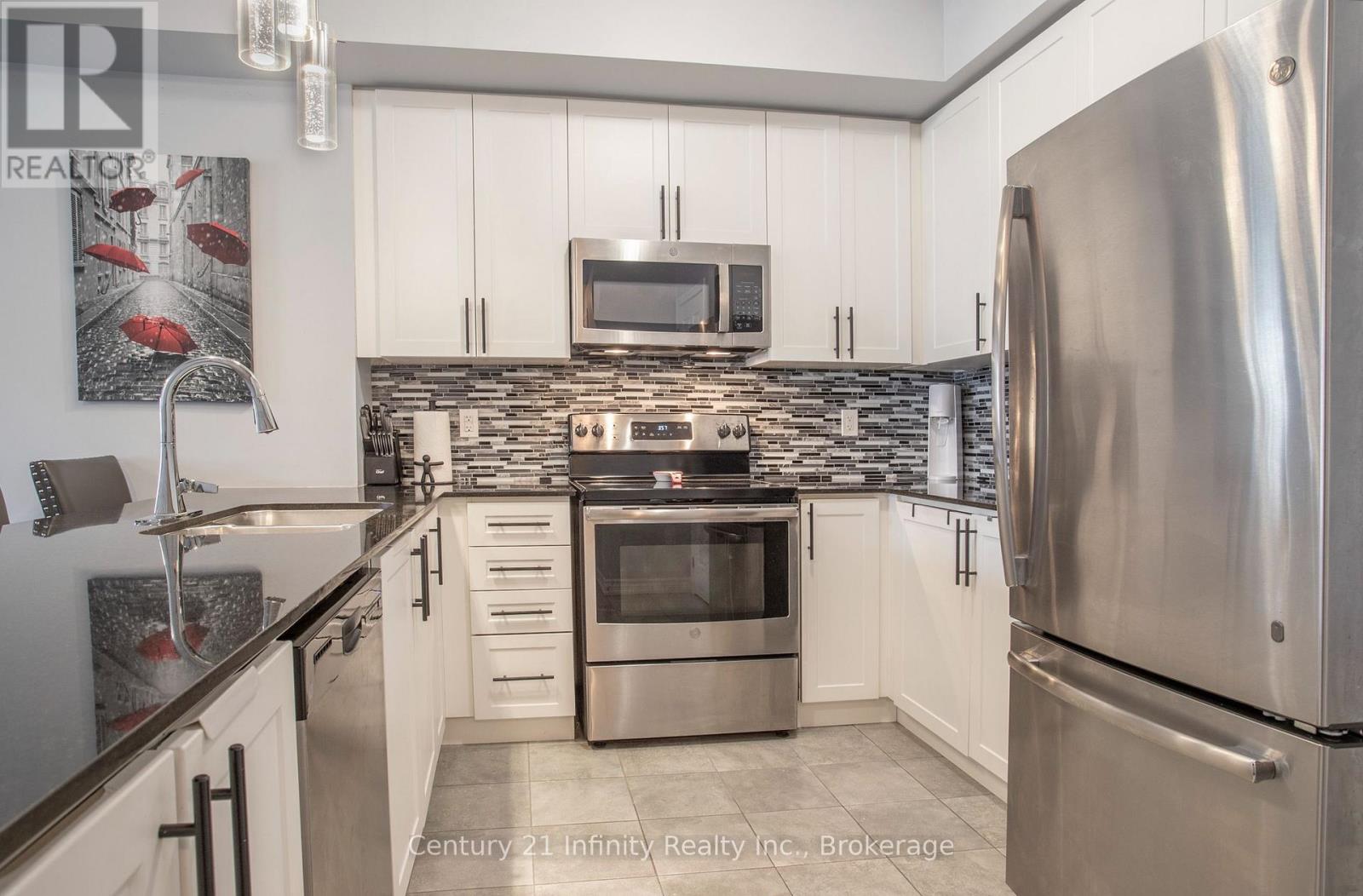 4 Dunsley Way, Whitby, Ontario  L1N 0L5 - Photo 11 - E13985336