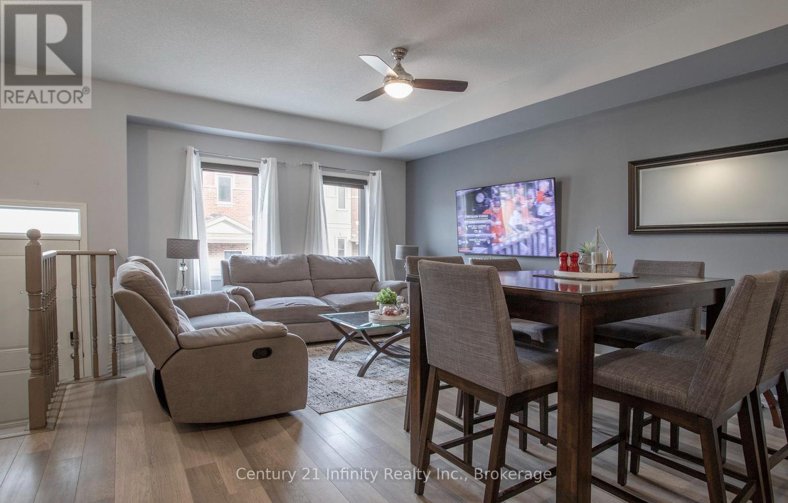 4 Dunsley Way, Whitby, Ontario  L1N 0L5 - Photo 6 - E13985336