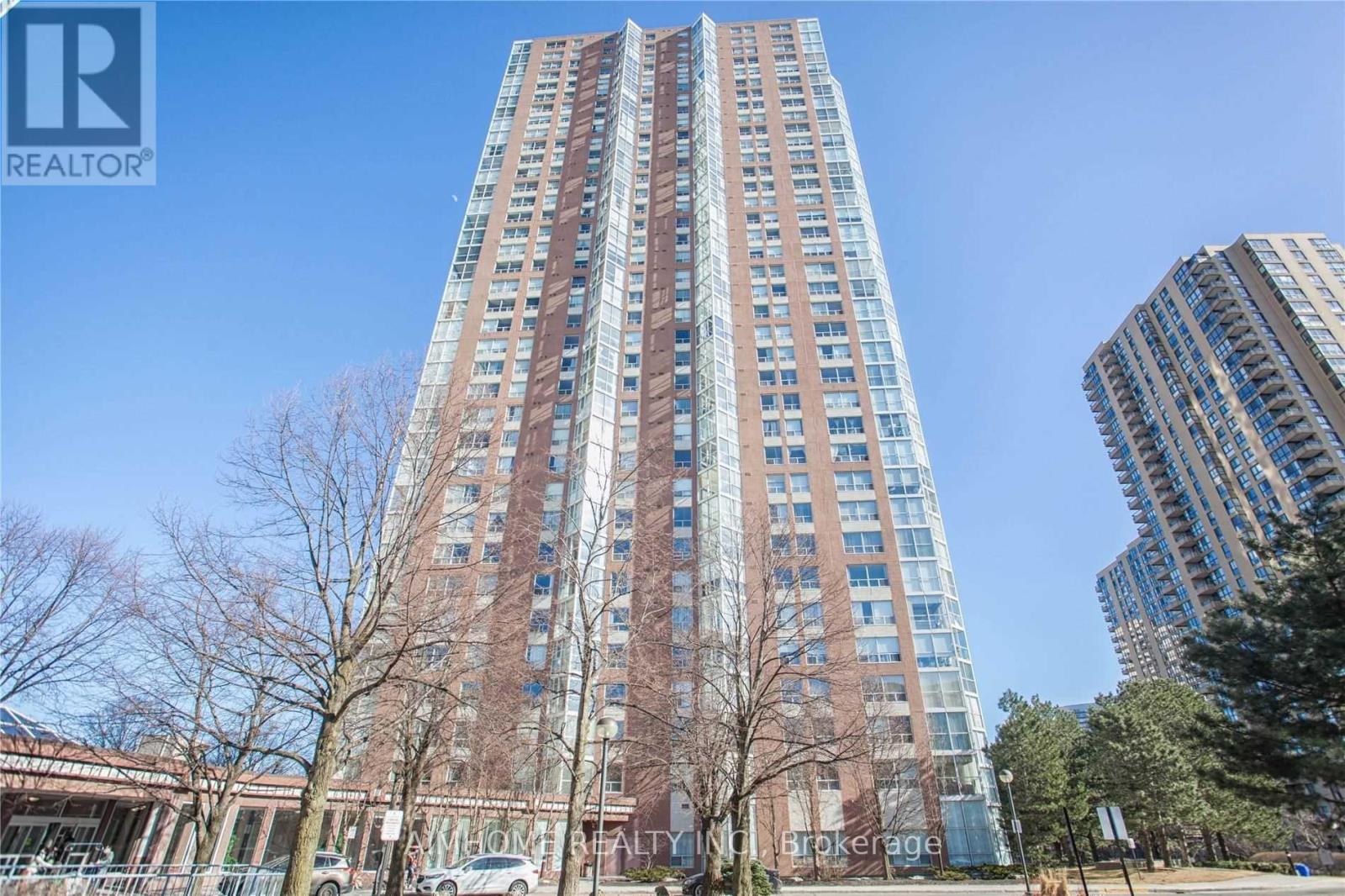 3711 - 5 Concorde Place, Toronto, Ontario  M3C 3M8 - Photo 2 - C13986404