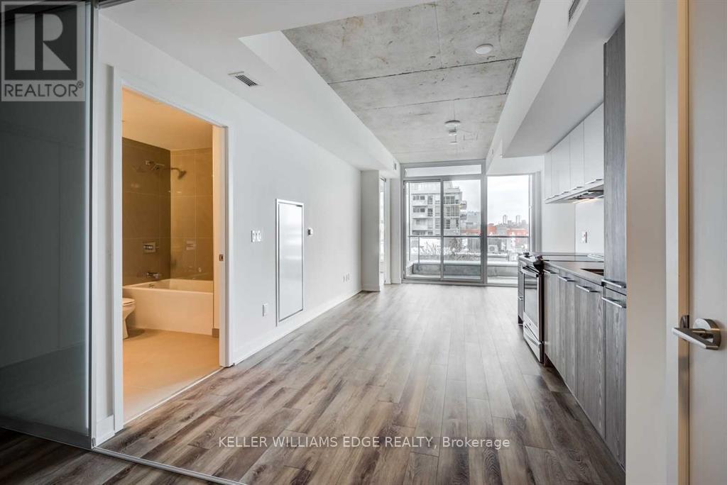 422 - 30 Baseball Place, Toronto, Ontario  M4M 0E8 - Photo 3 - E13985952
