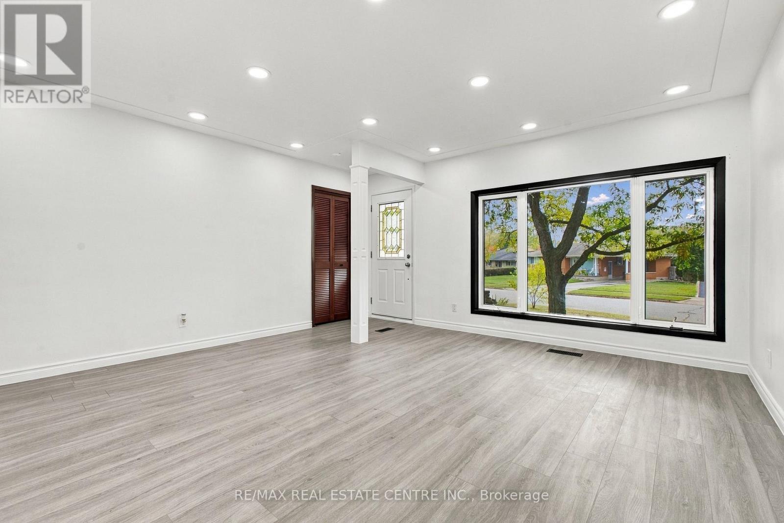 246 Hillcrest Road, Cambridge, Ontario  N3H 1B2 - Photo 8 - X13977224