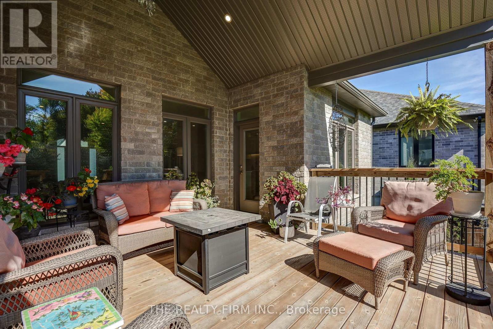 53 Foxborough Place, Thames Centre, Ontario  N0M 2P0 - Photo 31 - X13996182