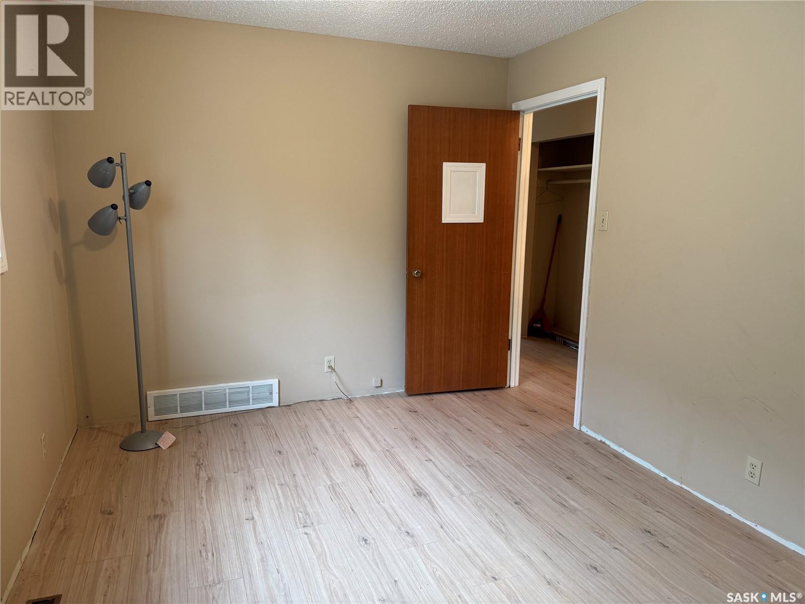 815 I Avenue S, Saskatoon, Saskatchewan  S7M 1Z2 - Photo 16 - SK050946