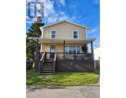 <div class="price">$149,900</div> 1 Osmond Place<br>Grand Falls-Windsor, Newfoundland & Labrador<br><div class='bed_bath'>4 Bed | 1 Bath</div>
