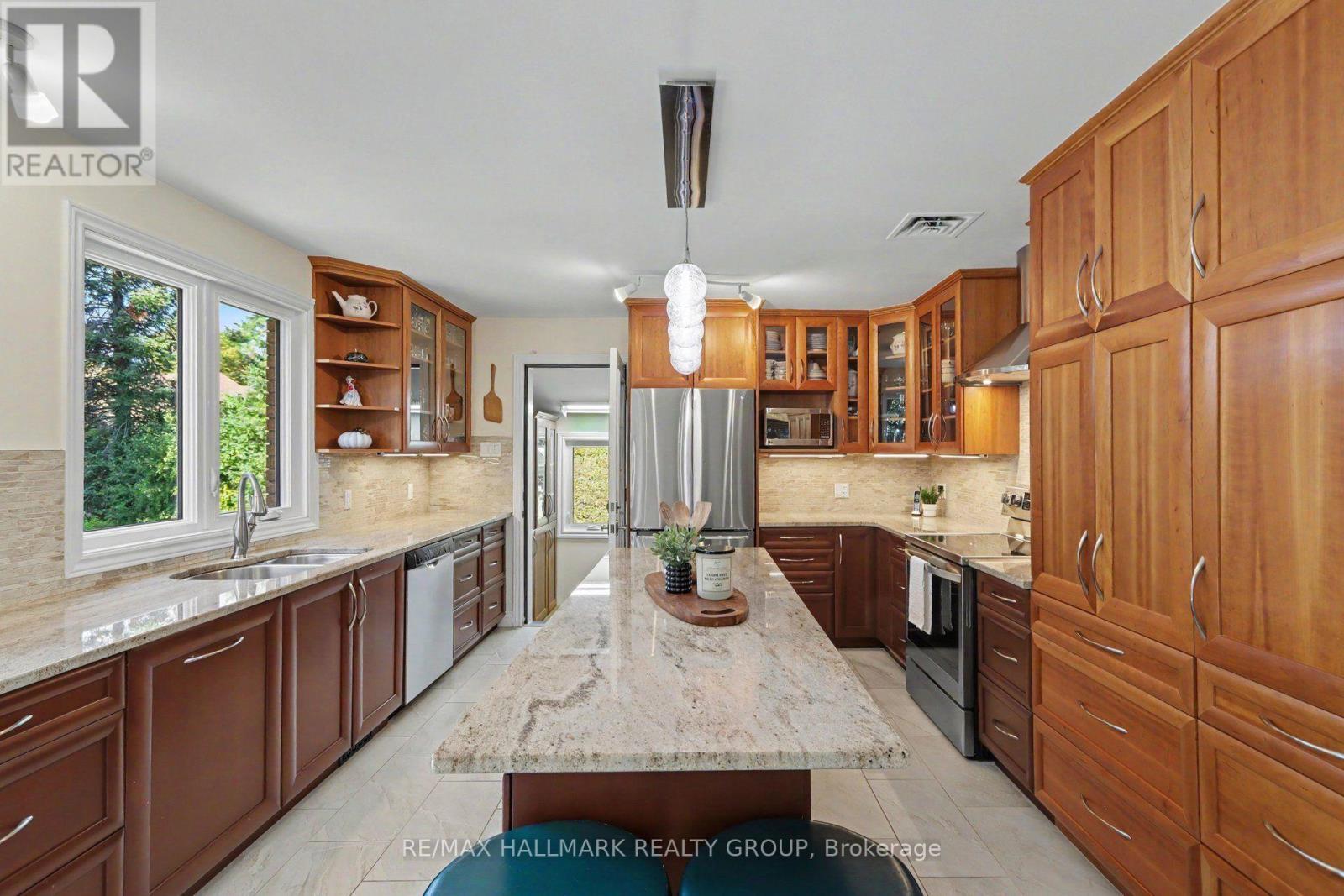 26 Whippoorwill Drive, Ottawa, Ontario  K1J 7J2 - Photo 10 - X13994542