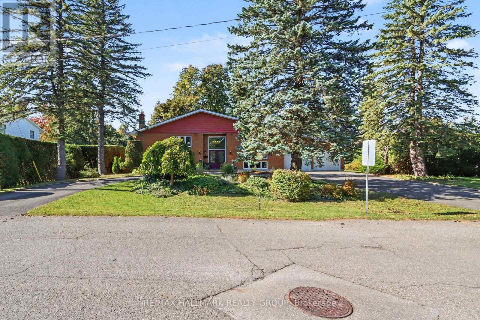 26 Whippoorwill Drive, Ottawa, Ontario  K1J 7J2 - Photo 3 - X13994542