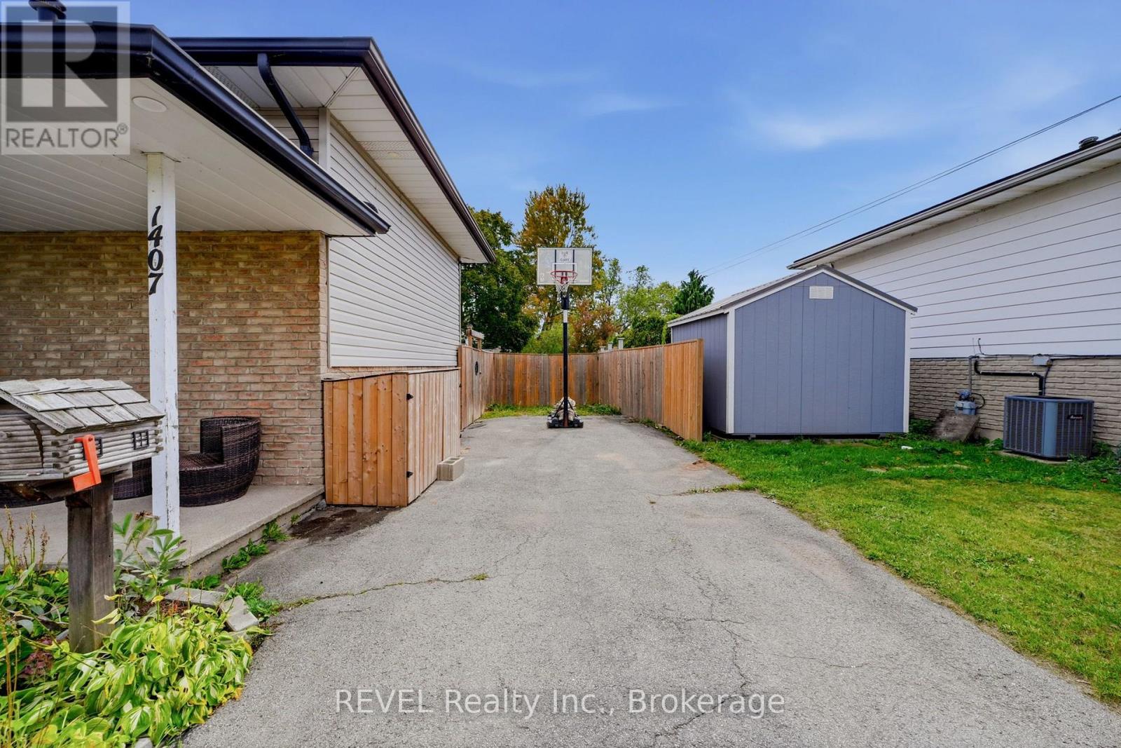 1407 Garrison Road, Fort Erie (Crescent Park), Ontario  L2A 1P4 - Photo 26 - X13995246