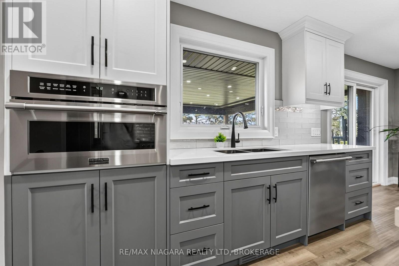 714 Carlton Street, Niagara-On-The-Lake, Ontario  L0S 1J0 - Photo 11 - X13996762