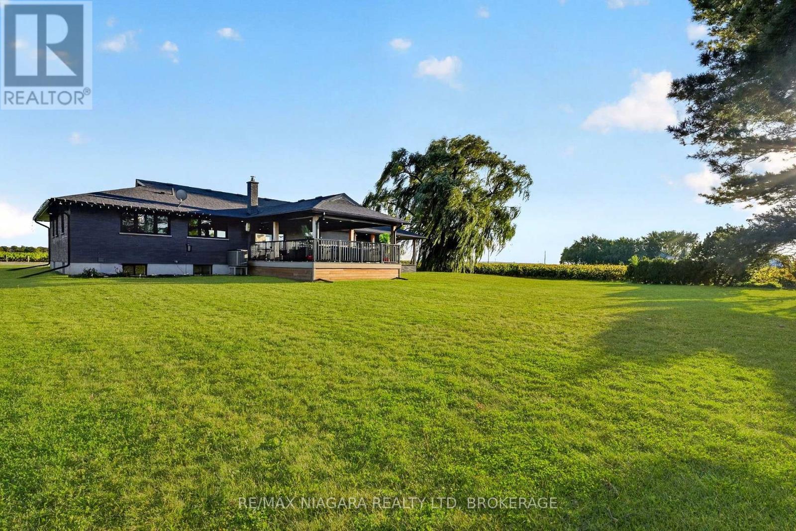 714 Carlton Street, Niagara-On-The-Lake, Ontario  L0S 1J0 - Photo 42 - X13996762