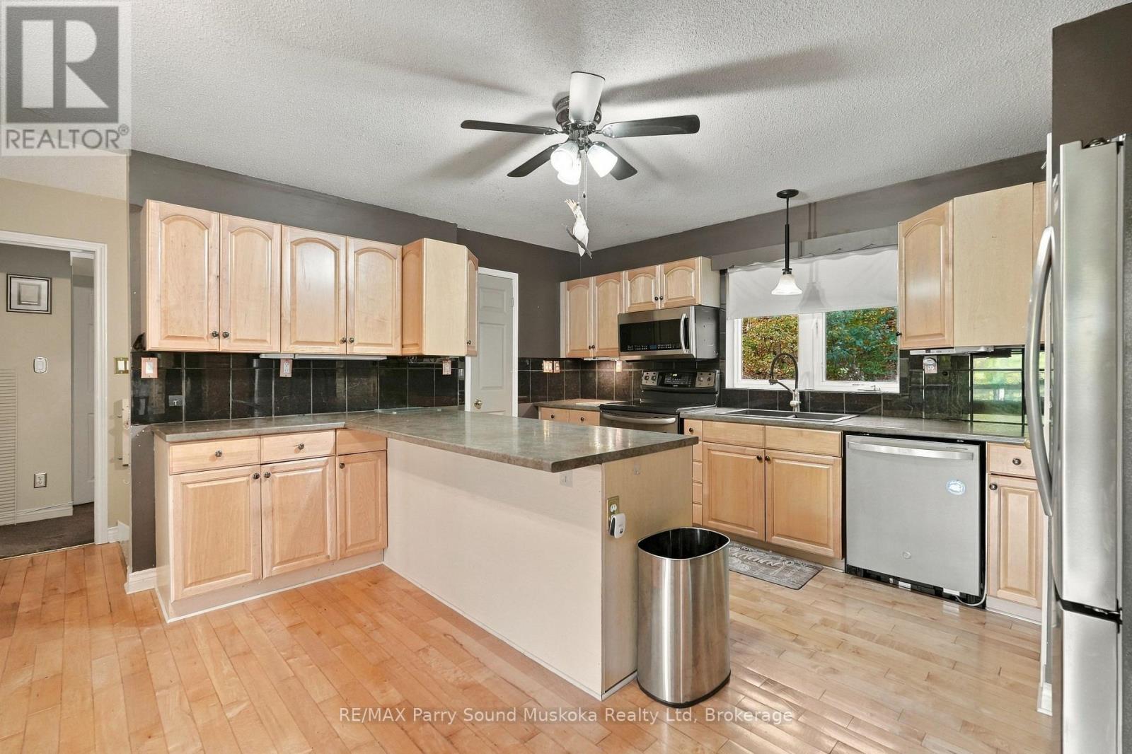 5 Maplewood Drive, Mckellar, Ontario  P2A 0B5 - Photo 8 - X13994608