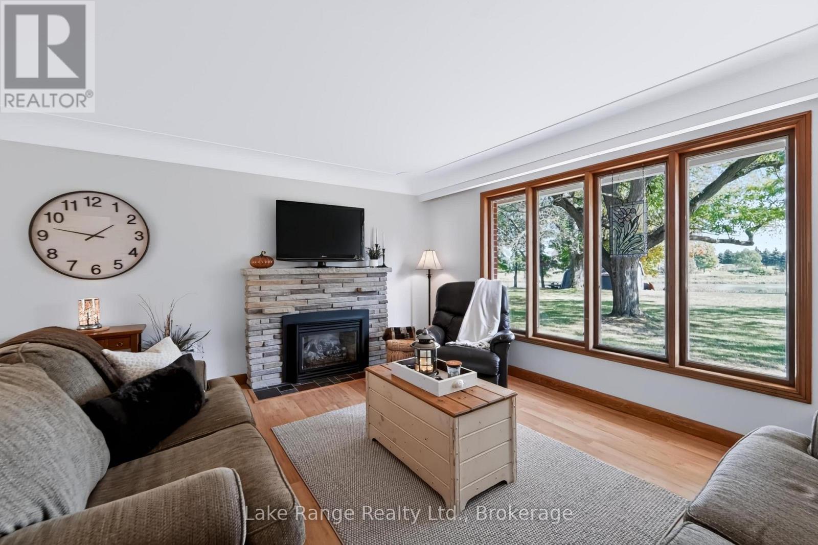 701 Maple Street, Huron East, Ontario  N0G 1H0 - Photo 5 - X13995638