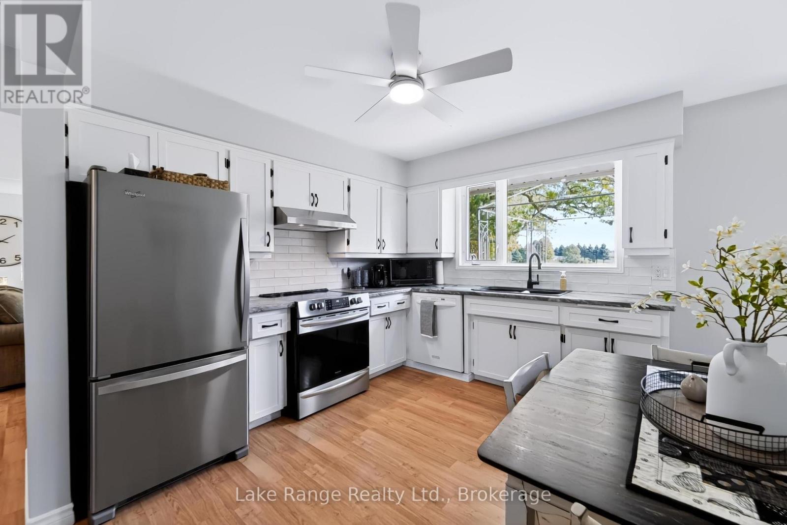 701 Maple Street, Huron East, Ontario  N0G 1H0 - Photo 7 - X13995638
