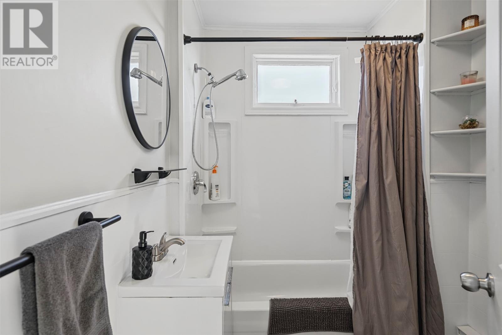 13 Cashin Avenue, St. John's — photo 12