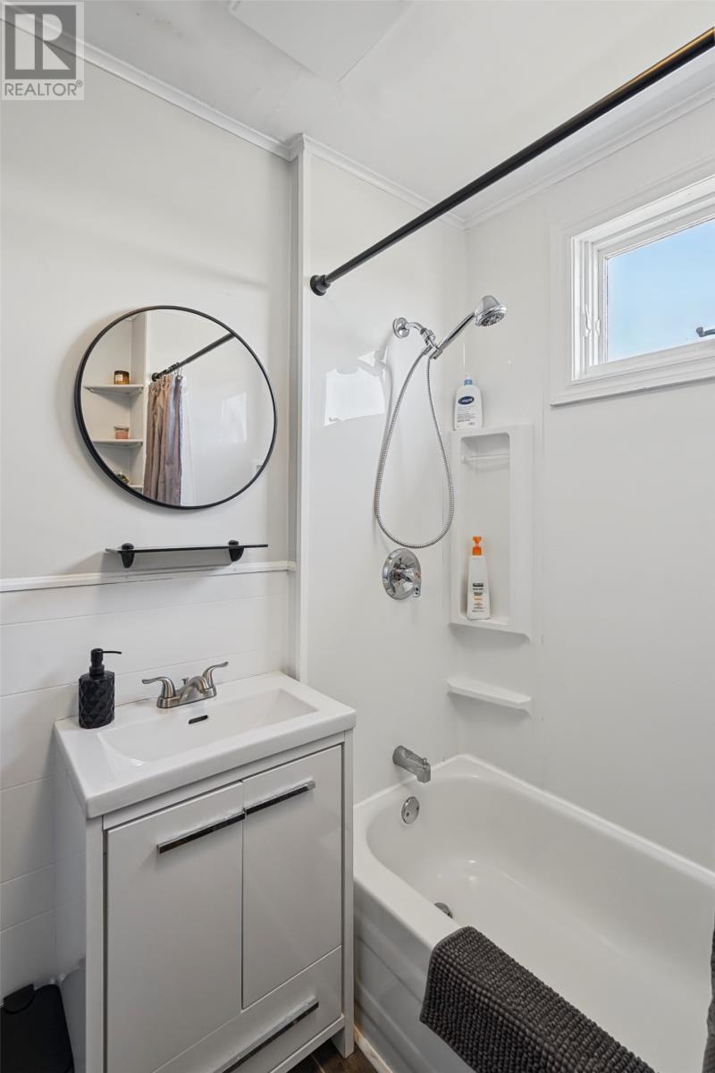 13 Cashin Avenue, St. John's — photo 13