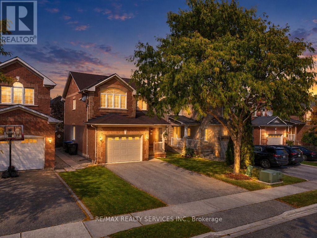 58 Sunny Glen Crescent, Brampton, Ontario  L7A 2C7 - Photo 2 - W13992512