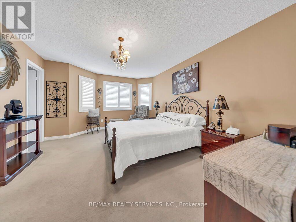 58 Sunny Glen Crescent, Brampton, Ontario  L7A 2C7 - Photo 23 - W13992512