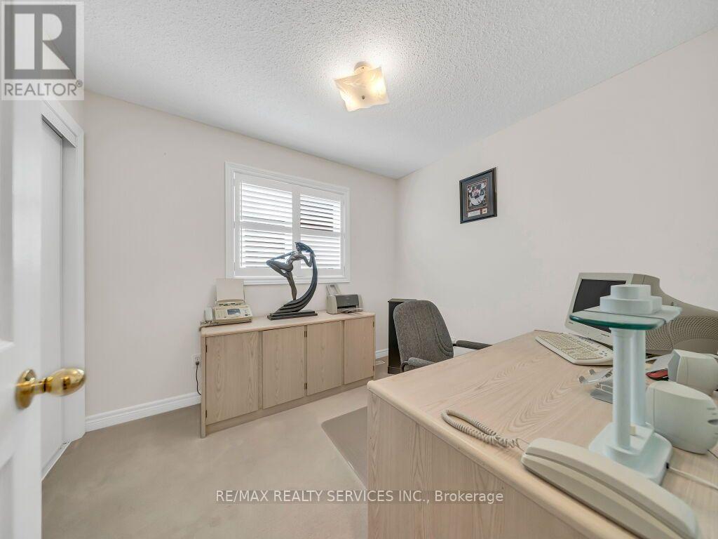 58 Sunny Glen Crescent, Brampton, Ontario  L7A 2C7 - Photo 31 - W13992512