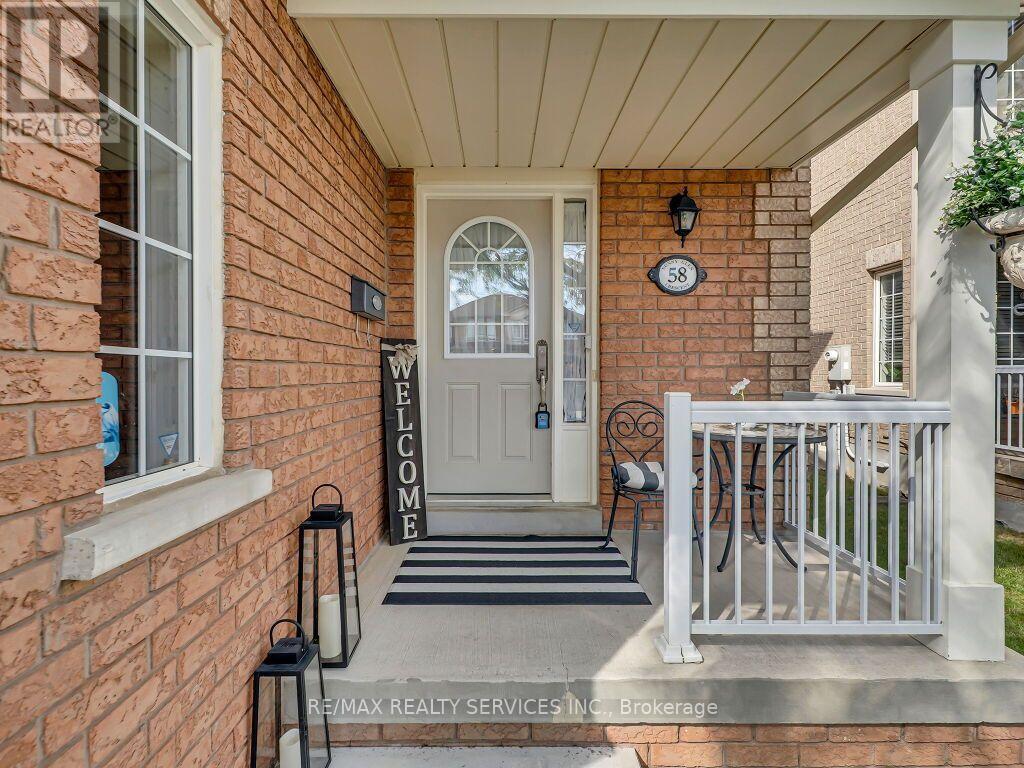 58 Sunny Glen Crescent, Brampton, Ontario  L7A 2C7 - Photo 6 - W13992512