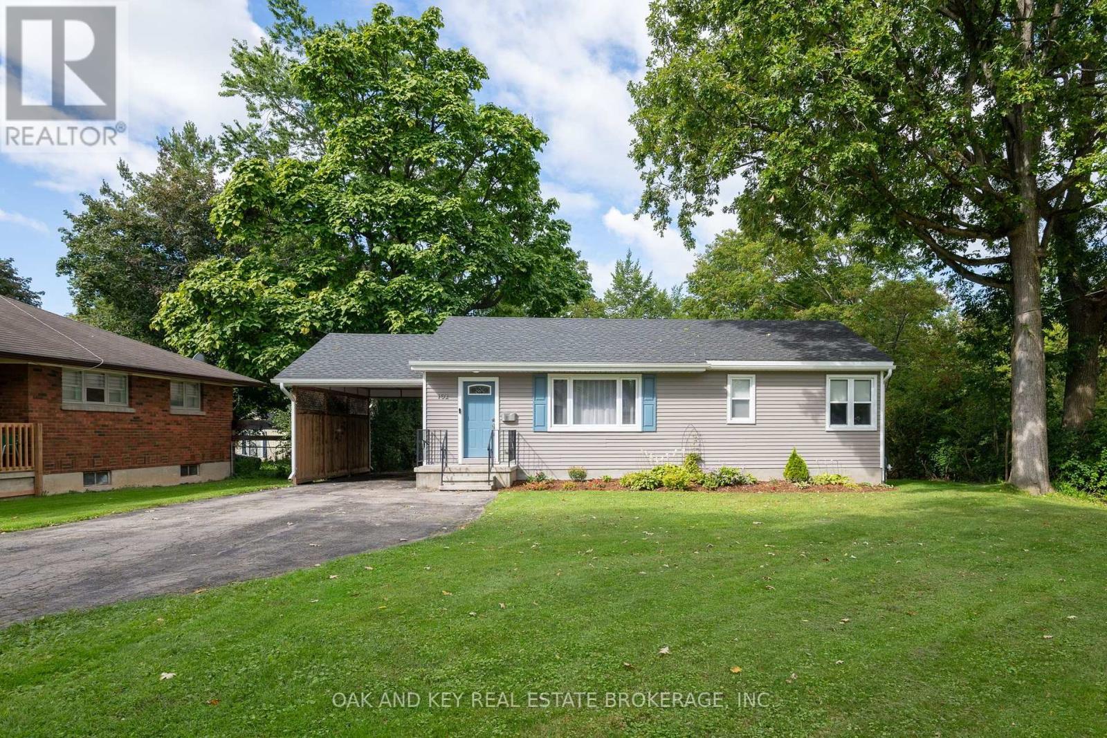 102 Crescent Avenue, Central Elgin, Ontario  N5R 0L4 - Photo 2 - X13784672