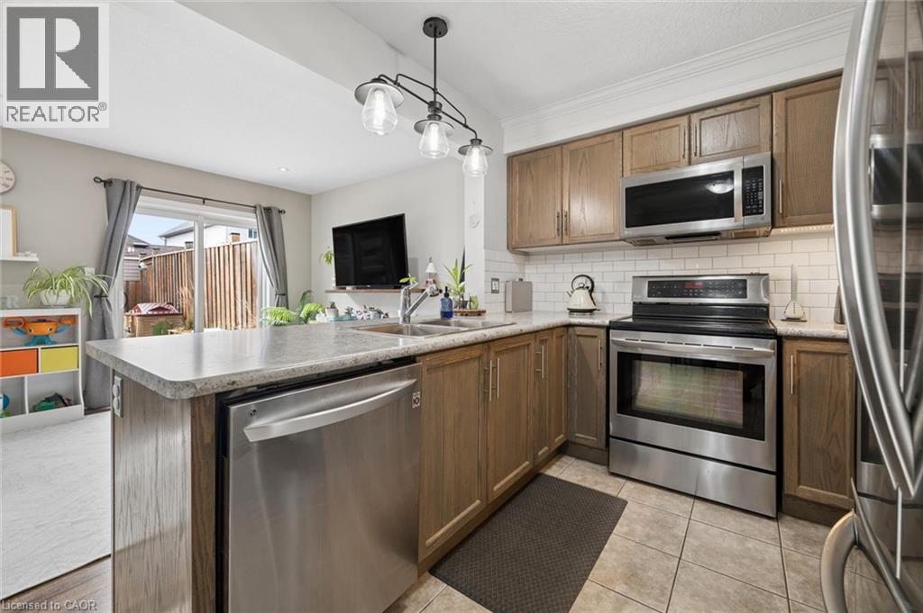 163 William Street, Elmira, Ontario  N3B 0C2 - Photo 9 - 40870625