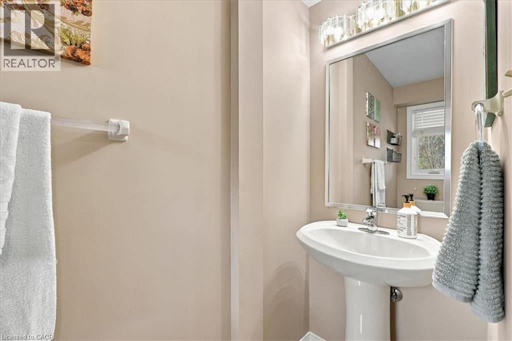 525 Beechwood Drive Unit# 31, Waterloo, Ontario  N2T 2G7 - Photo 17 - 40870307
