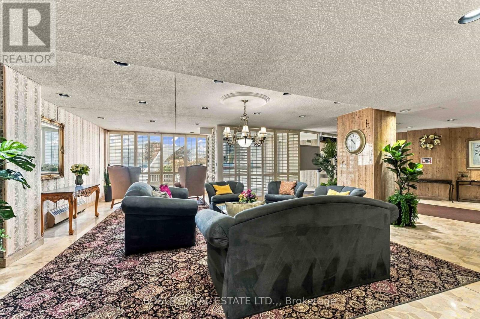 701 - 15 Towering Heights Boulevard, St. Catharines, Ontario  L2T 3G7 - Photo 6 - X13998324