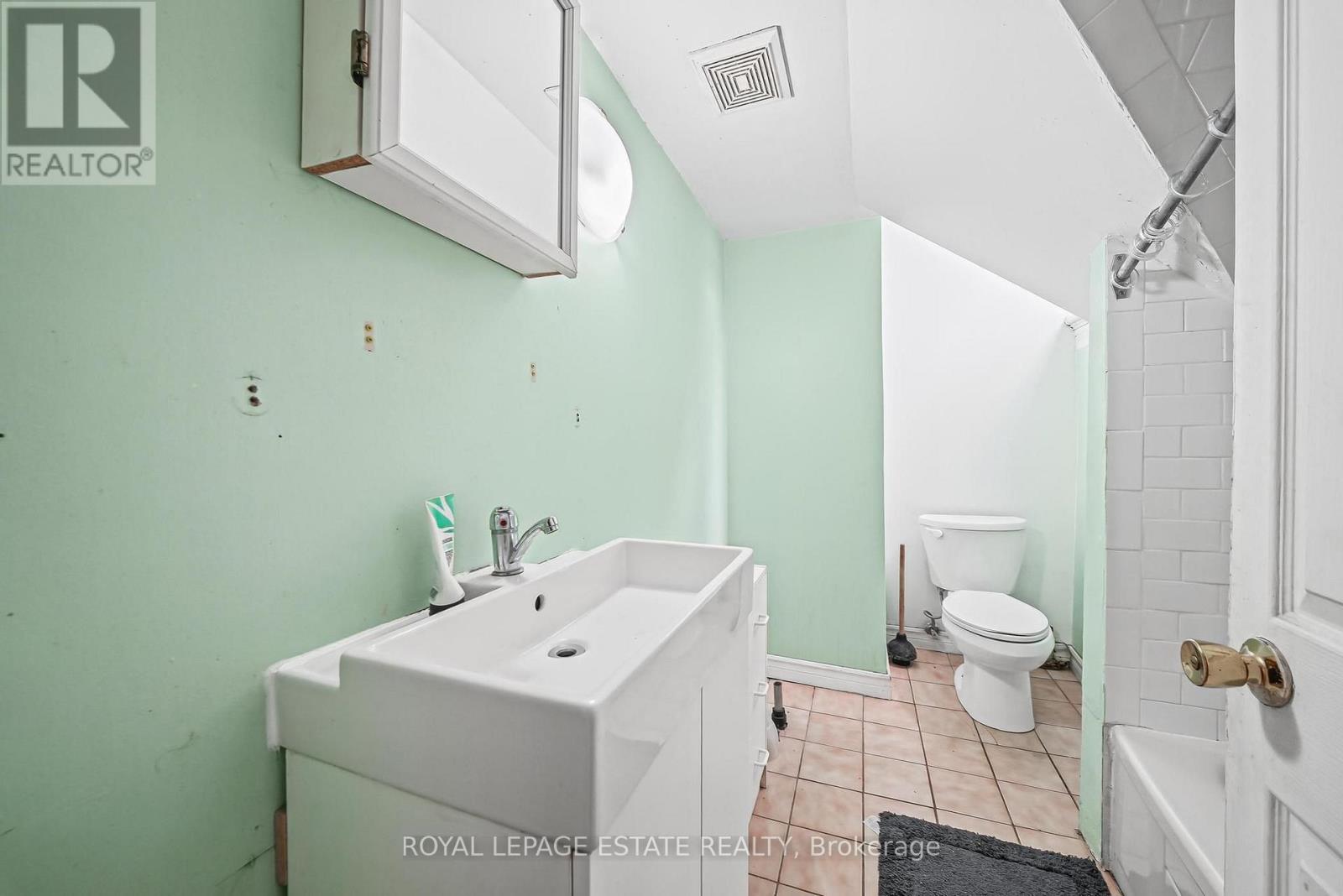 112 Baldwin Street, Toronto, Ontario  M5T 1L6 - Photo 30 - C13997780