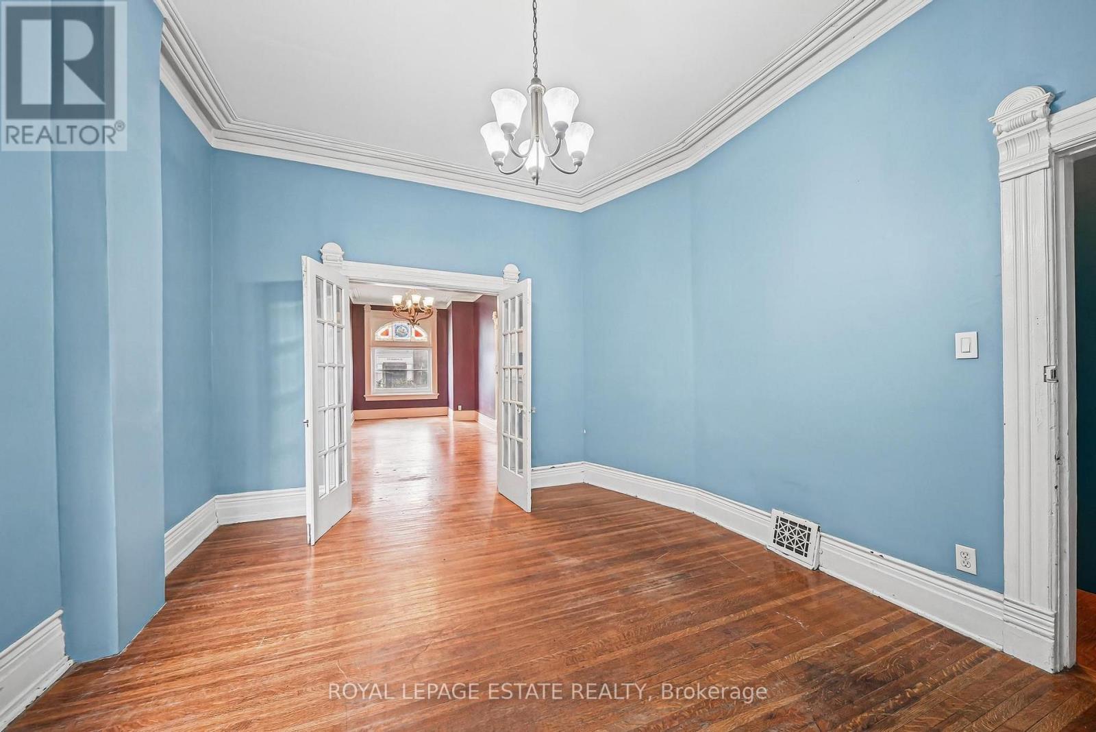 110 Baldwin Street, Toronto, Ontario  M5T 1L6 - Photo 11 - C13997826