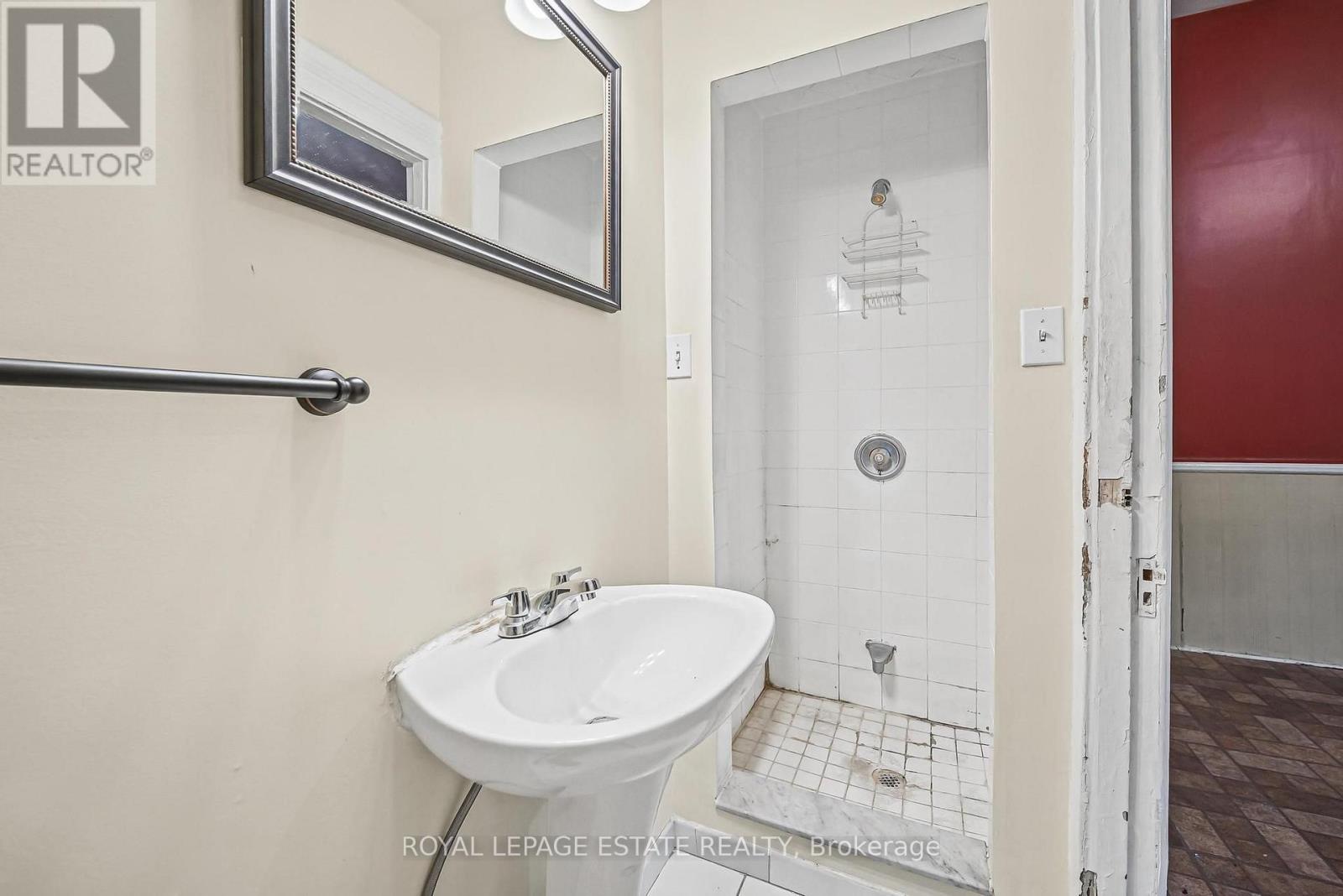 110-112 Baldwin Street, Toronto, Ontario  M5T 1L6 - Photo 13 - C13997868