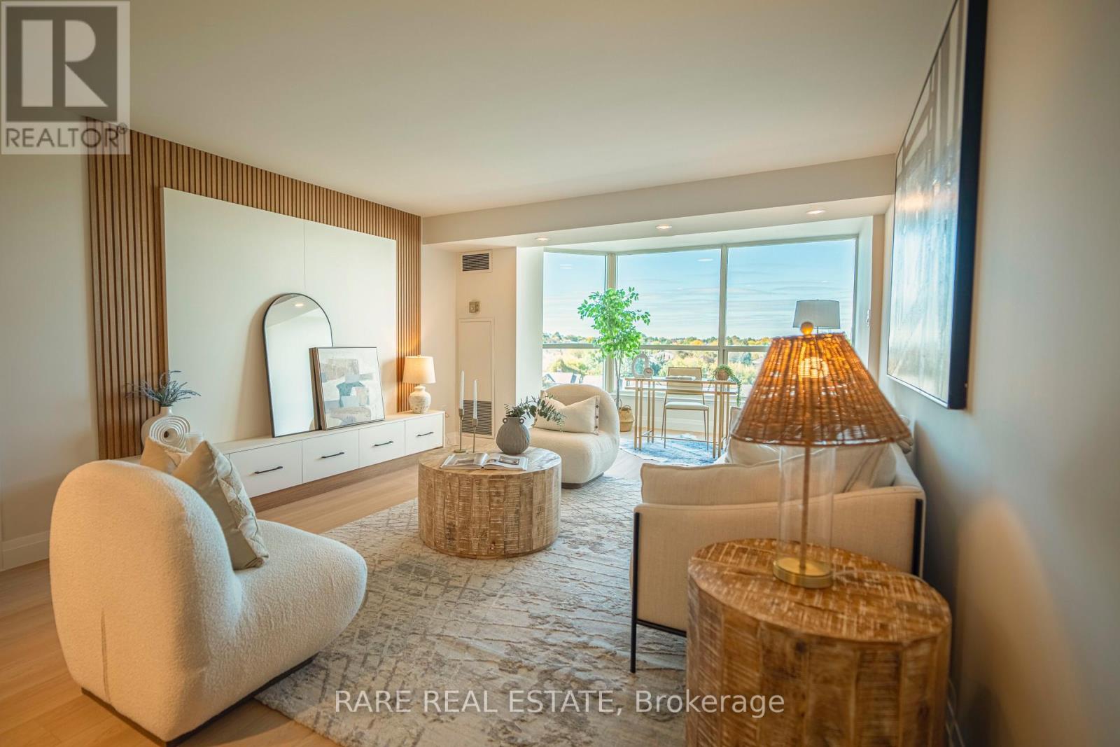 1012 - 7300 Yonge Street, Vaughan, Ontario  L4J 7Y5 - Photo 2 - N13999238