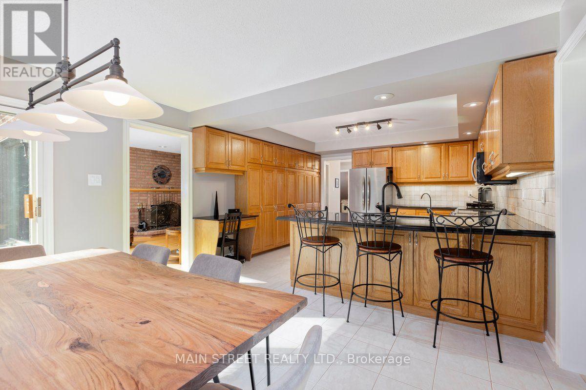 22 Mcclenny Drive N, Aurora, Ontario  L4G 5P6 - Photo 15 - N13999436