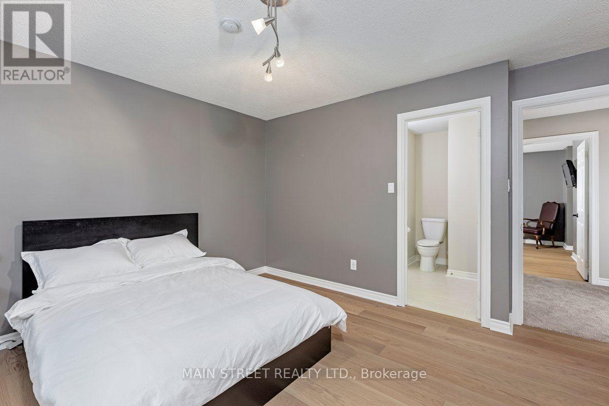 22 Mcclenny Drive N, Aurora, Ontario  L4G 5P6 - Photo 27 - N13999436
