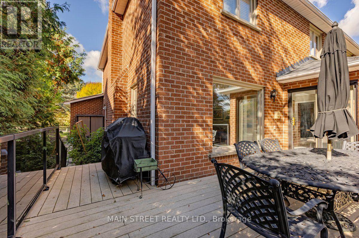 22 Mcclenny Drive N, Aurora, Ontario  L4G 5P6 - Photo 37 - N13999436