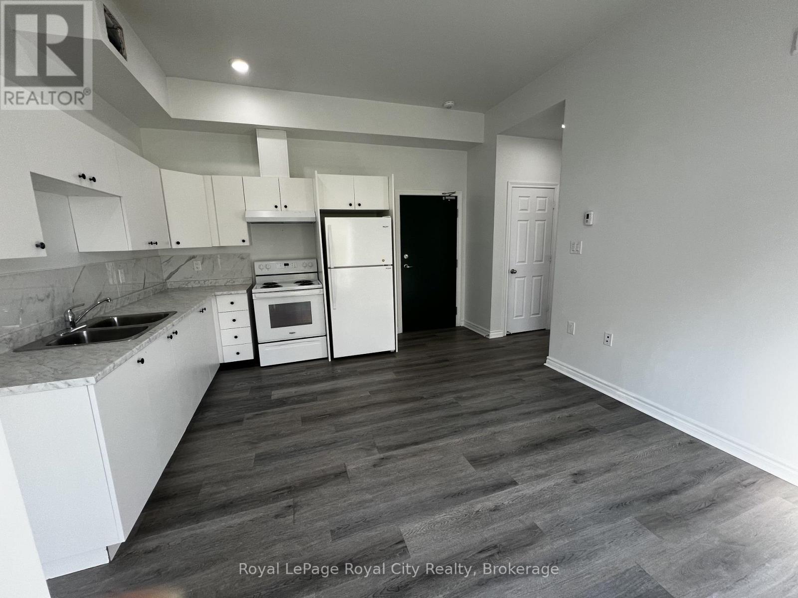 301 - 71 Victoria Street, Centre Wellington, Ontario  N0B 1S0 - Photo 4 - X13998820