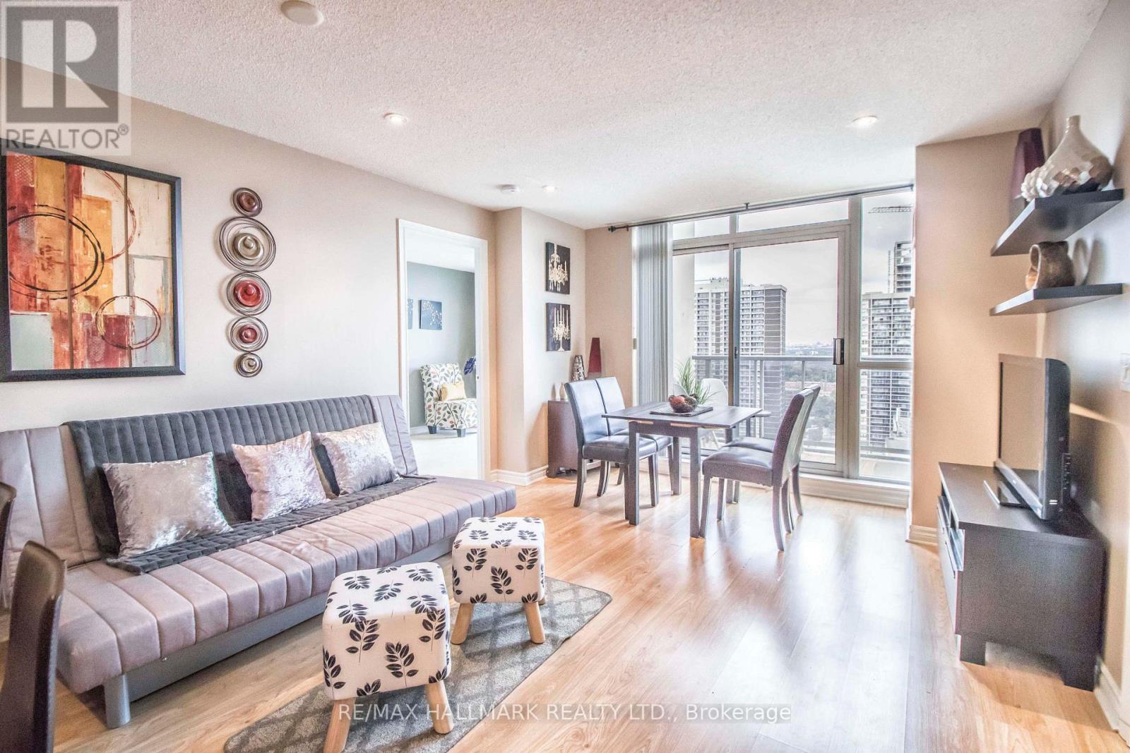Ph02 - 5 Michael Power Place, Toronto, Ontario  M9A 0A3 - Photo 6 - W13997938