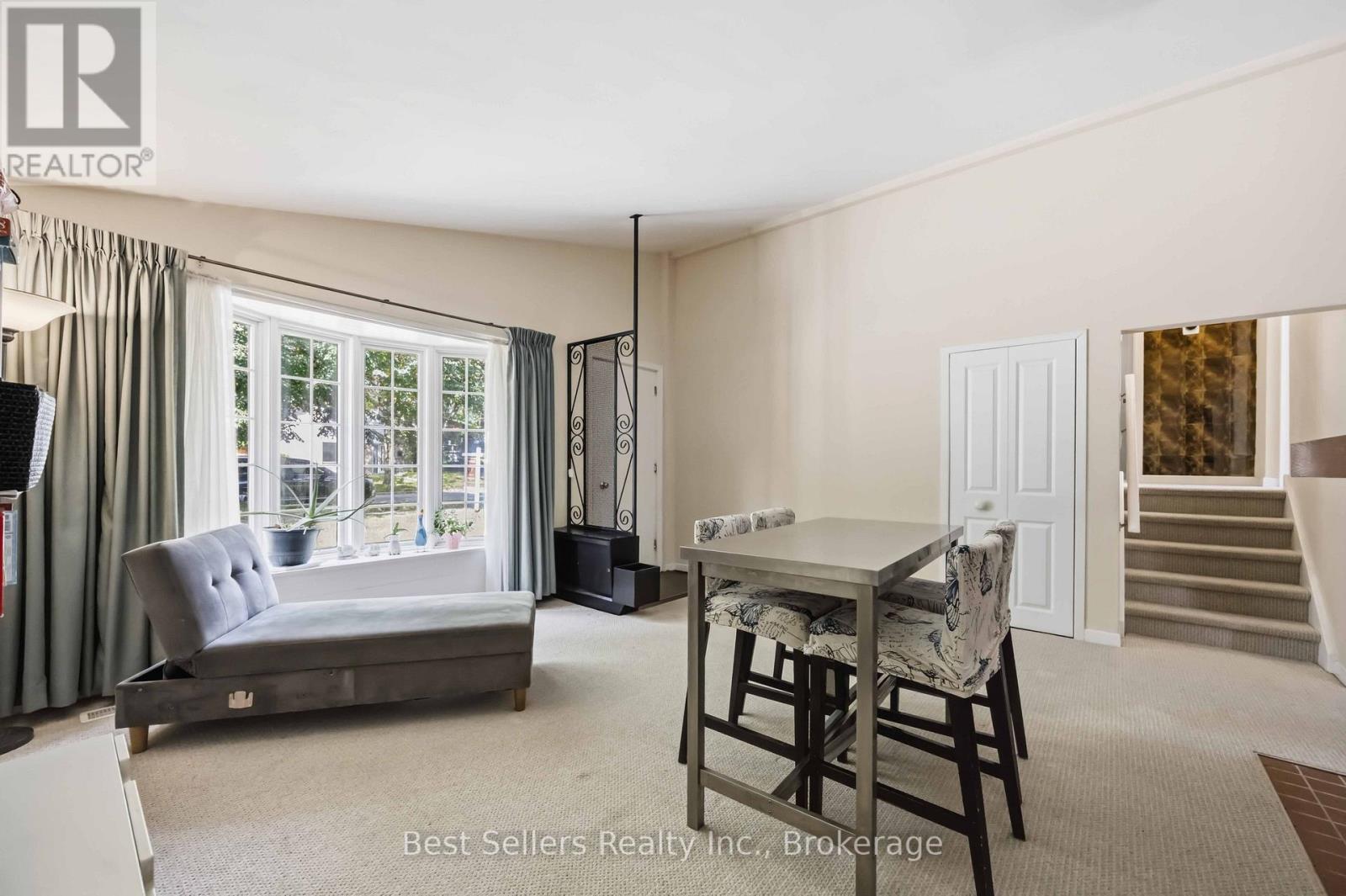 5 Benfrisco Crescent, Toronto, Ontario  M1H 1N2 - Photo 10 - E13800110